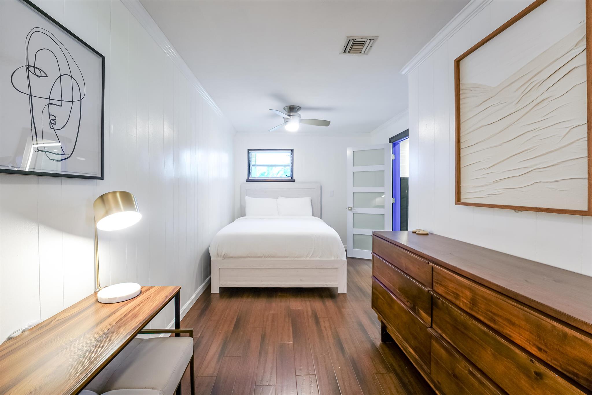 CORAL KEY VILLAS 5TH SEC - Residential Lease