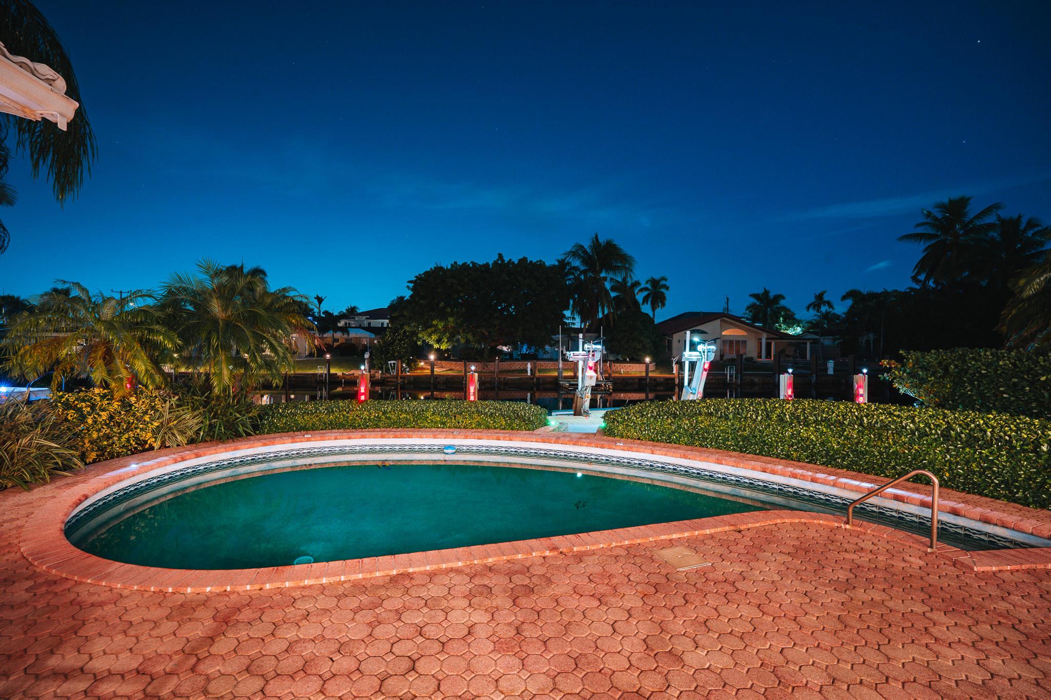 CORAL KEY VILLAS 5TH SEC - Residential Lease