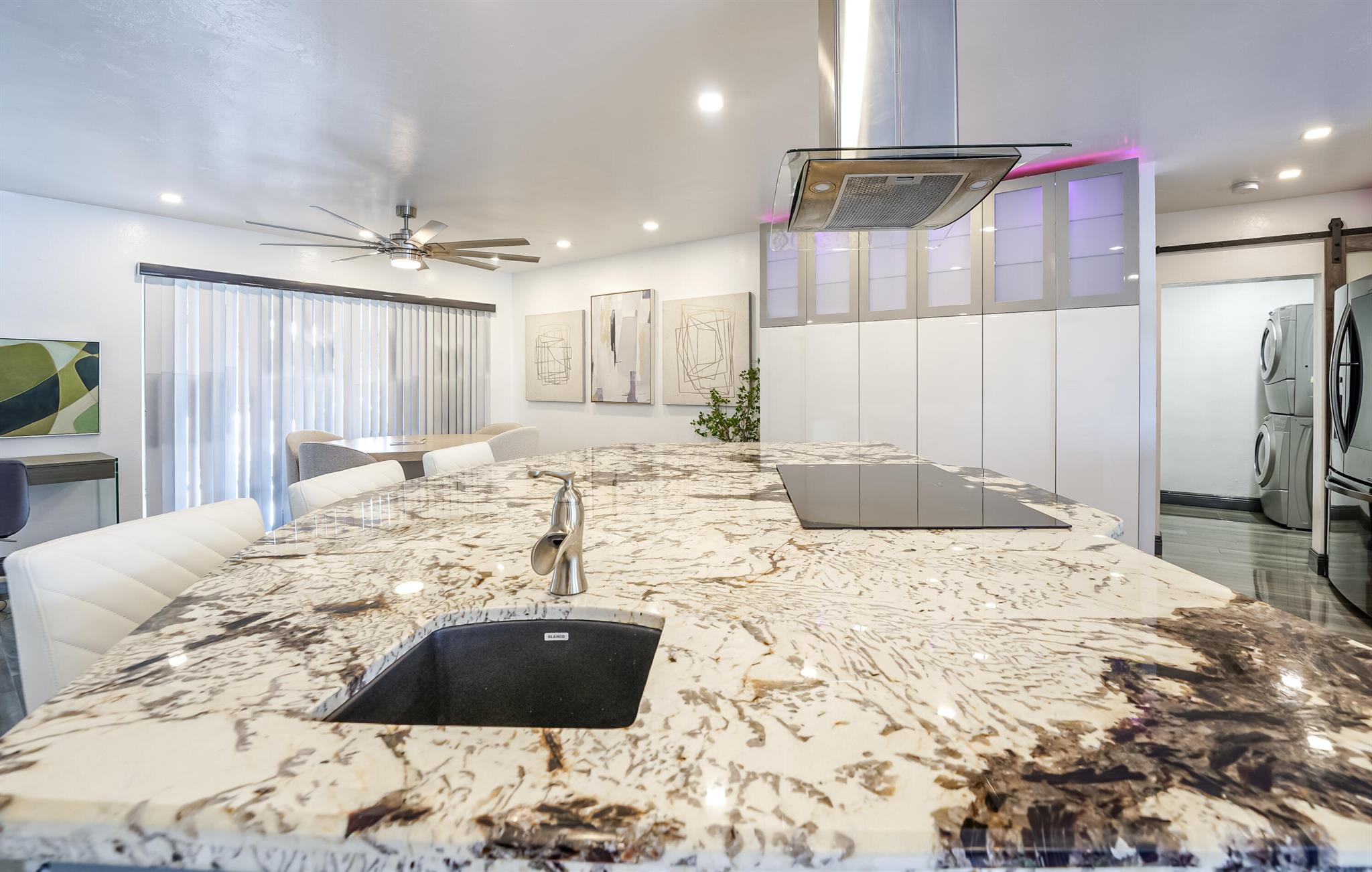 CORAL KEY VILLAS 5TH SEC - Residential Lease