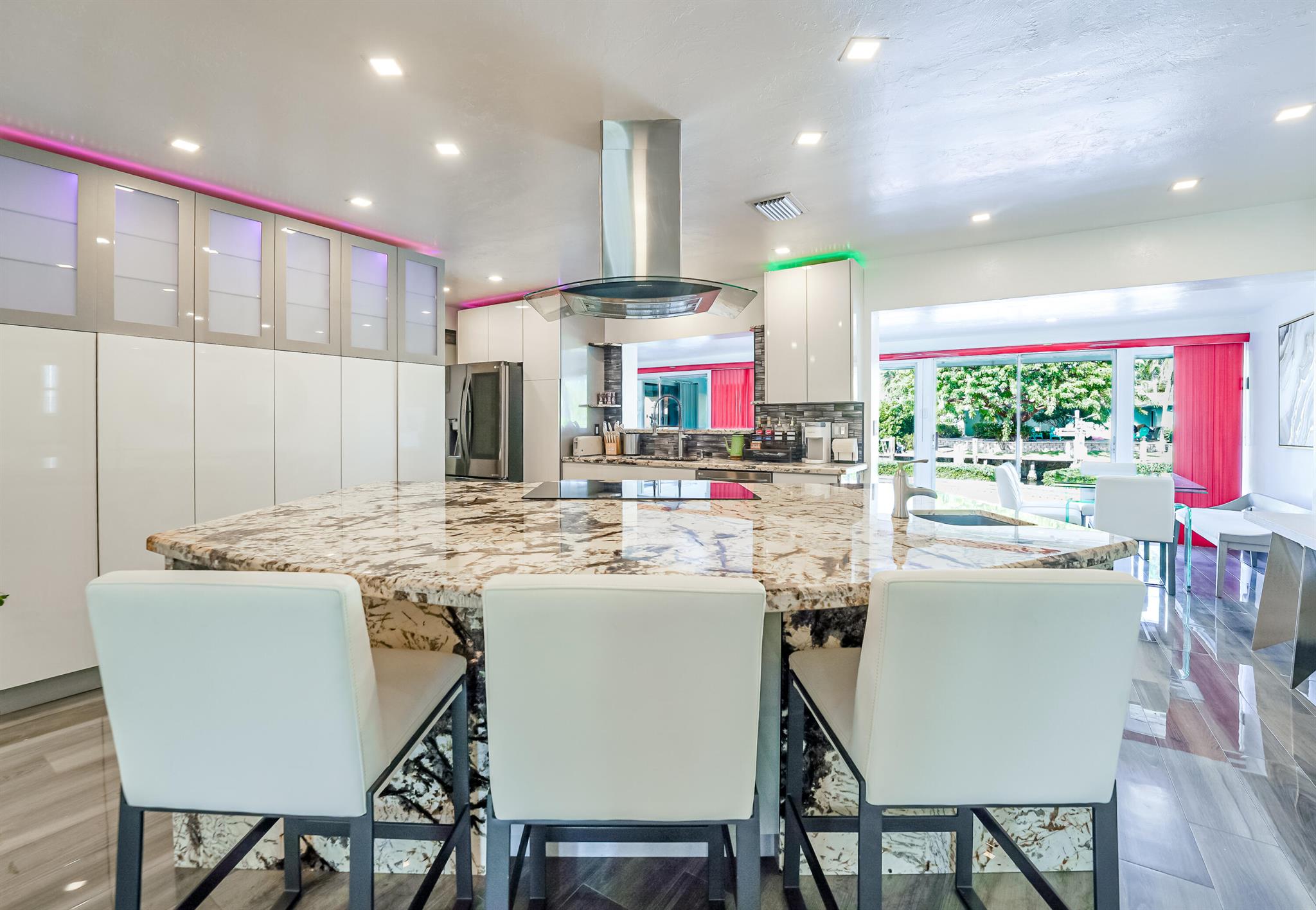 CORAL KEY VILLAS 5TH SEC - Residential Lease