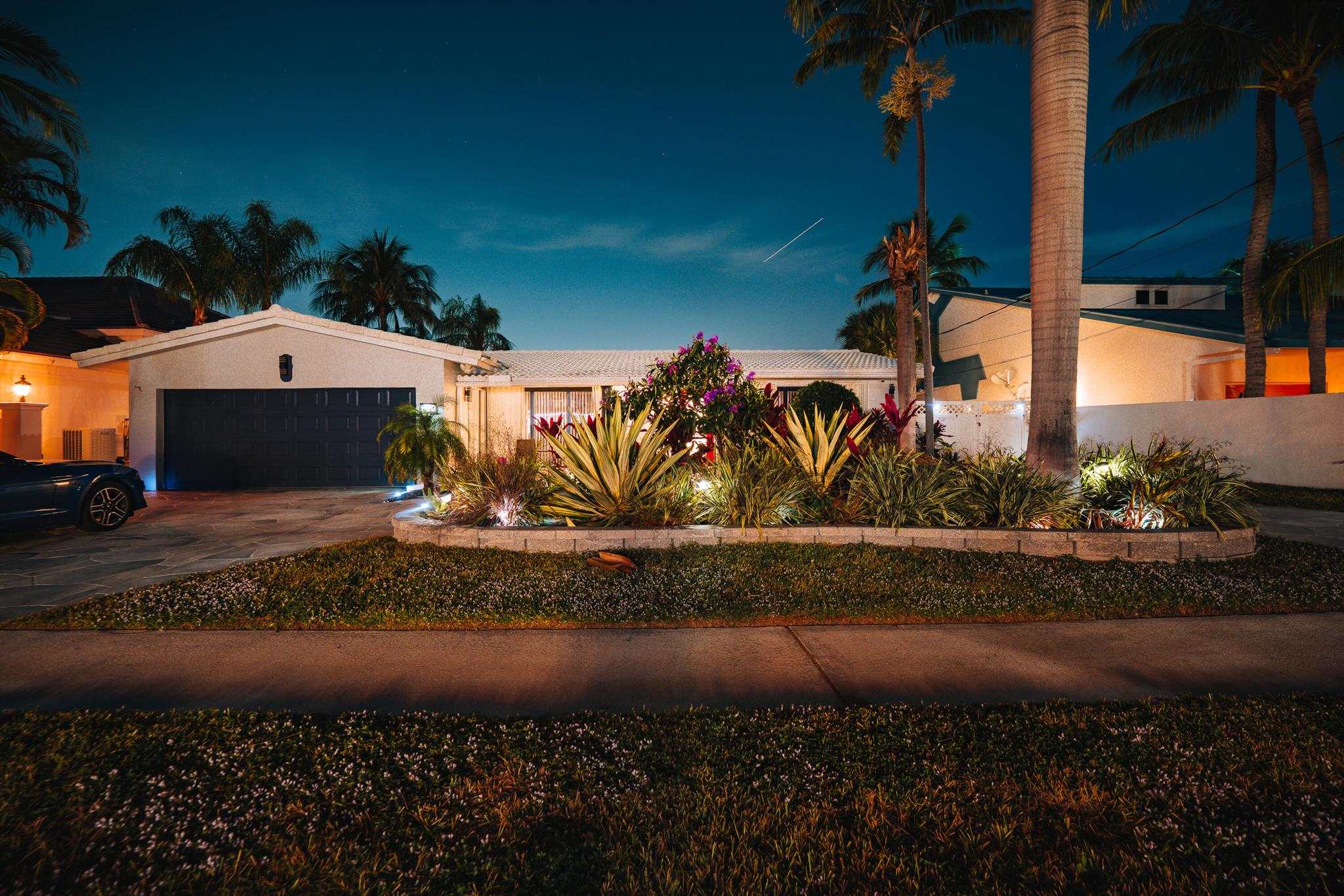 CORAL KEY VILLAS 5TH SEC - Residential Lease