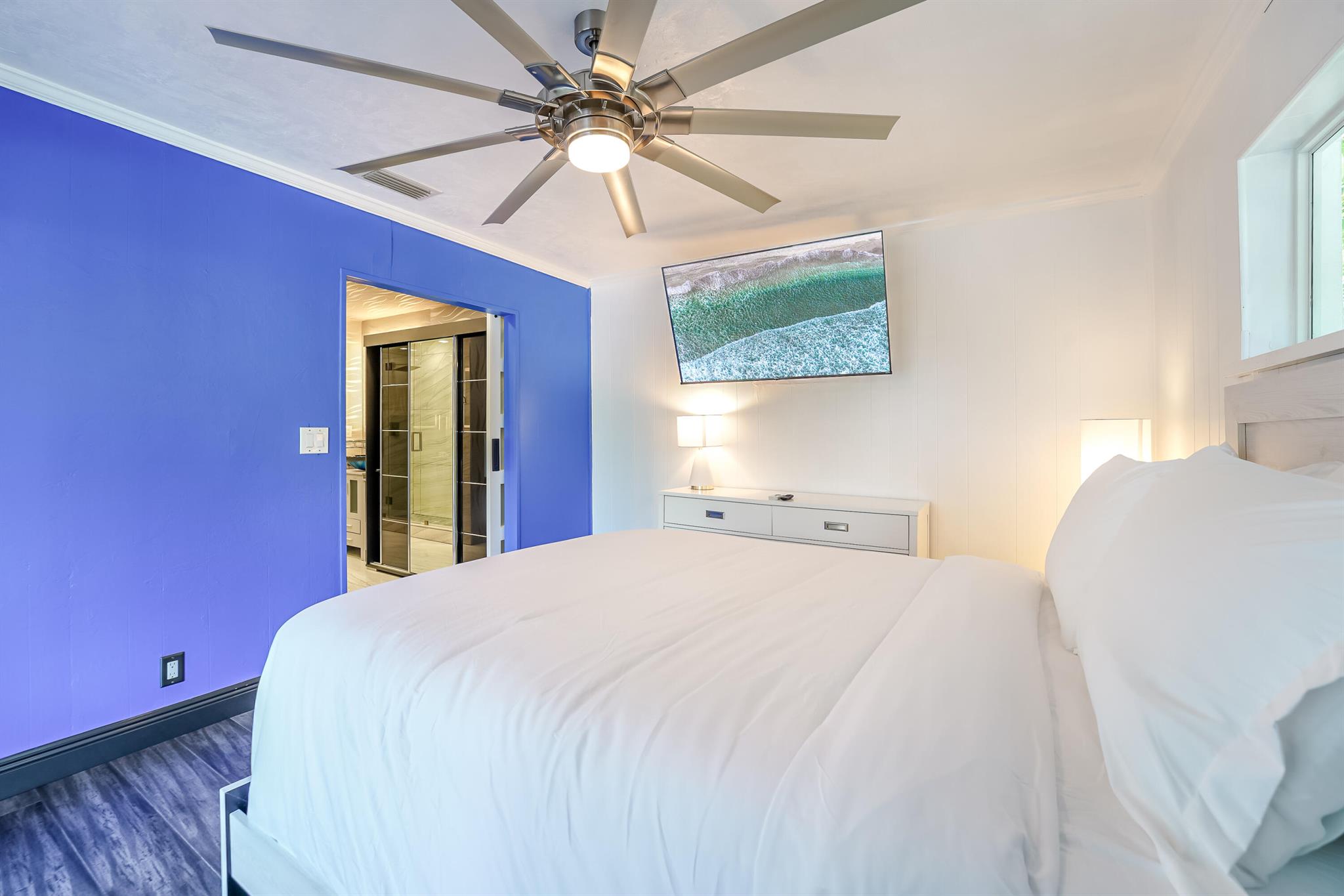 CORAL KEY VILLAS 5TH SEC - Residential Lease