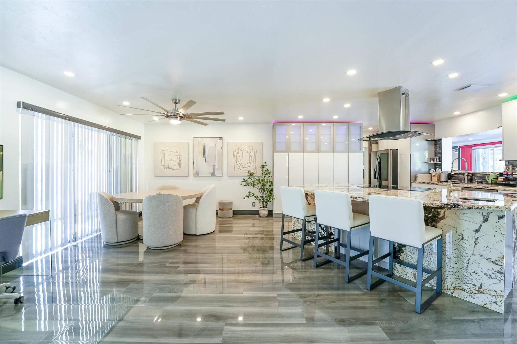 CORAL KEY VILLAS 5TH SEC - Residential Lease