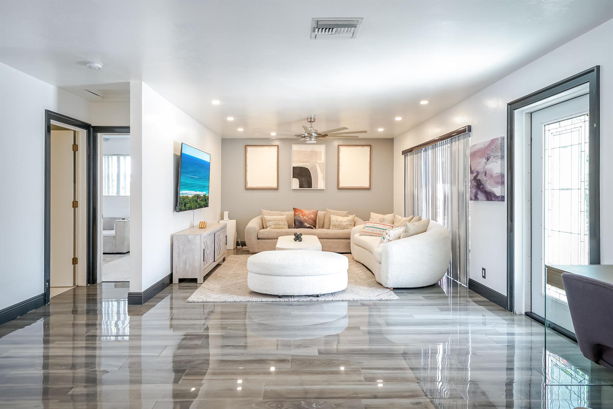 CORAL KEY VILLAS 5TH SEC - Residential Lease