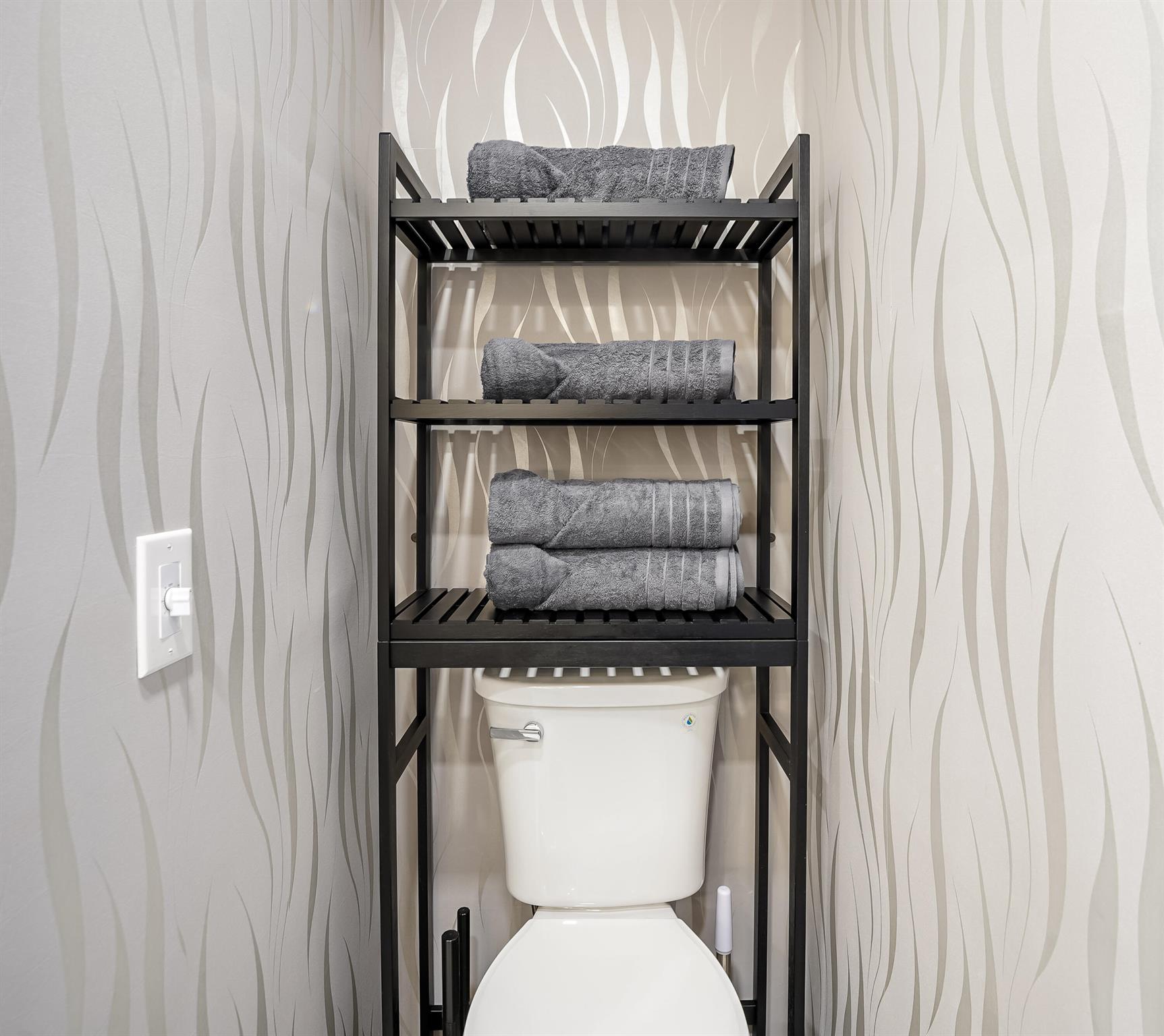 CORAL KEY VILLAS 5TH SEC - Residential Lease