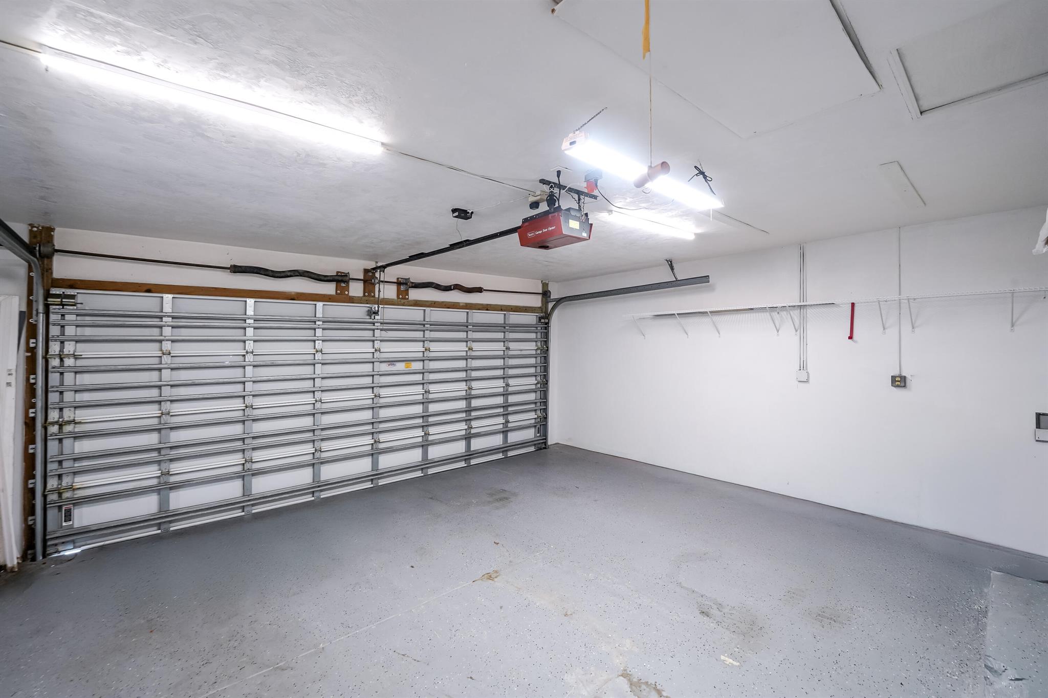 CORAL KEY VILLAS 5TH SEC - Residential Lease