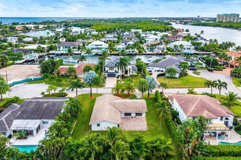 Tiny photo for 41 Bimini Cove Drive, Ocean Ridge, FL 33435 (MLS # R11157115)