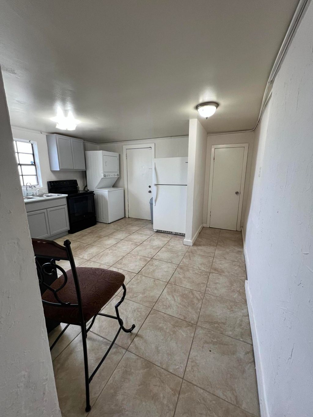 Photo of 806 N 25th Street #B, Fort Pierce, FL 34946 (MLS # R11053140)