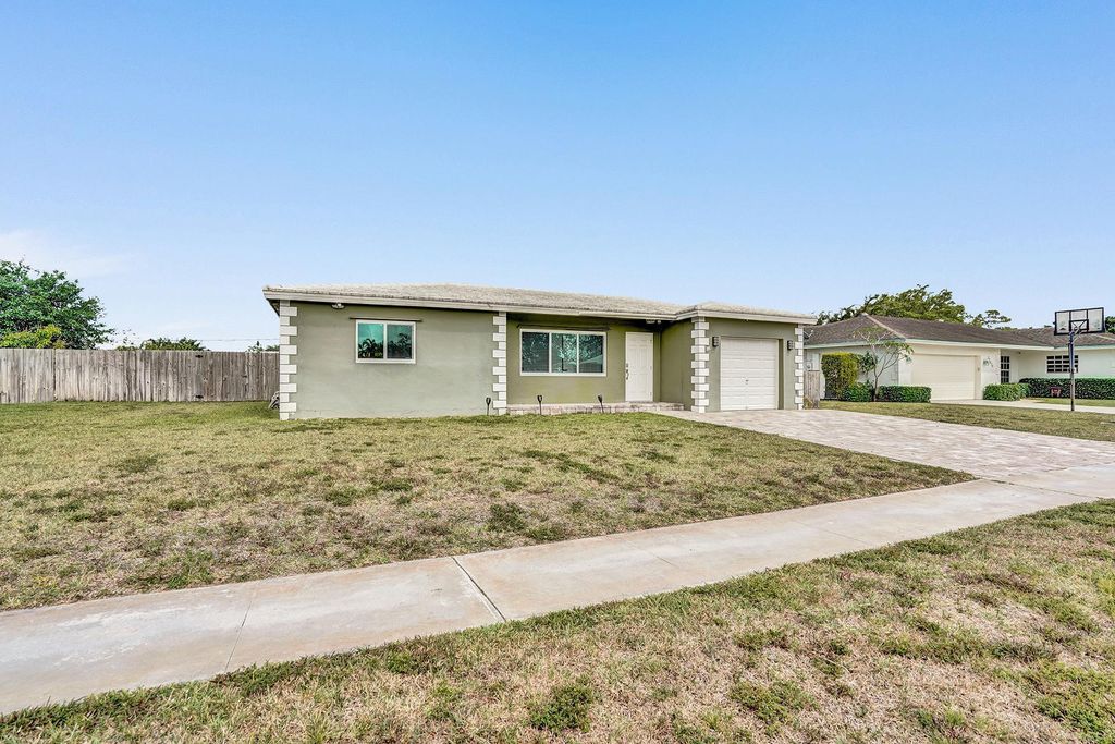 Photo of 22063 Ararat Street, Boca Raton, FL 33428 (MLS # R10792265)