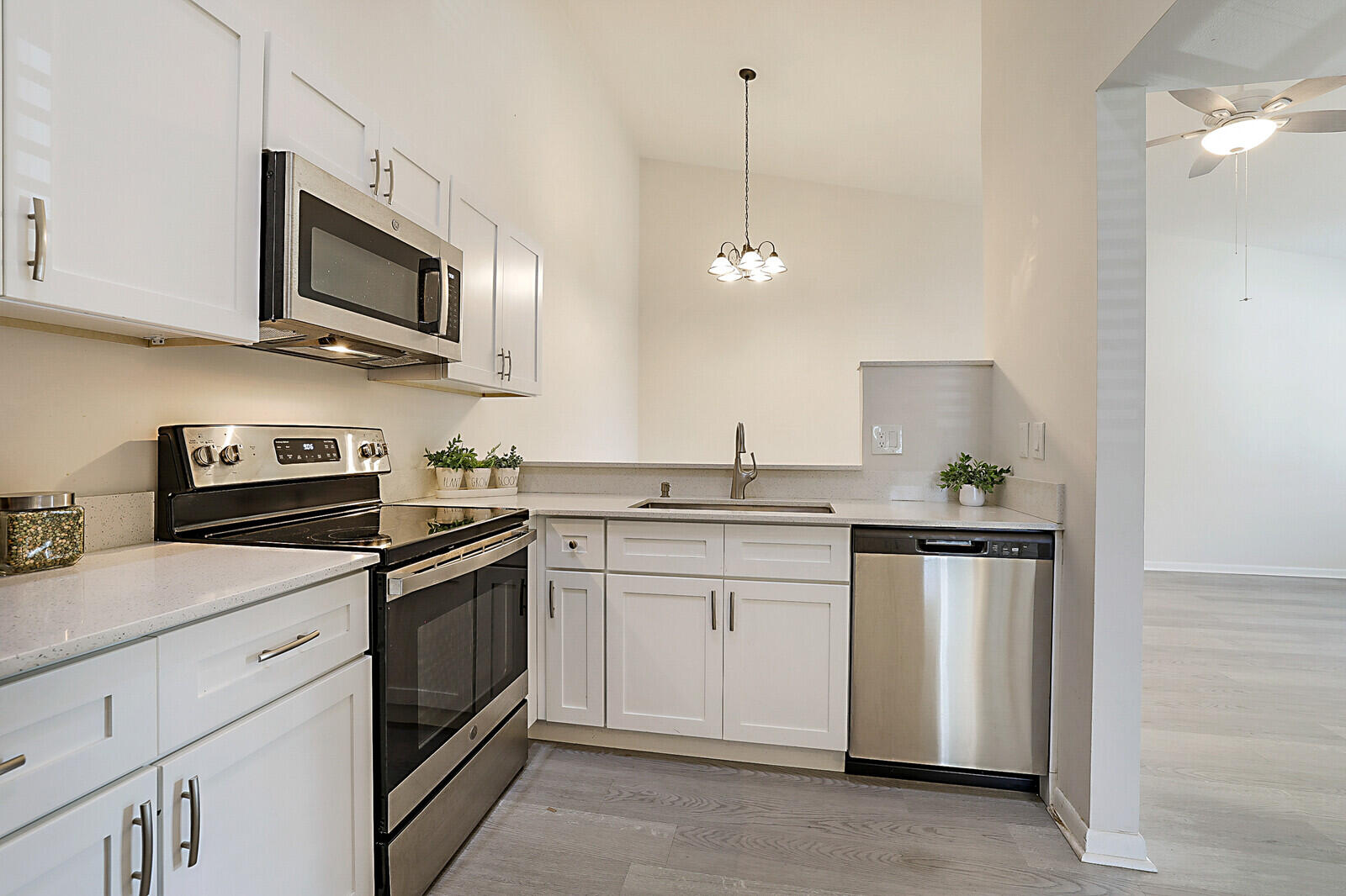 CHASEWOOD OF JUPITER CONDO - Residential Lease