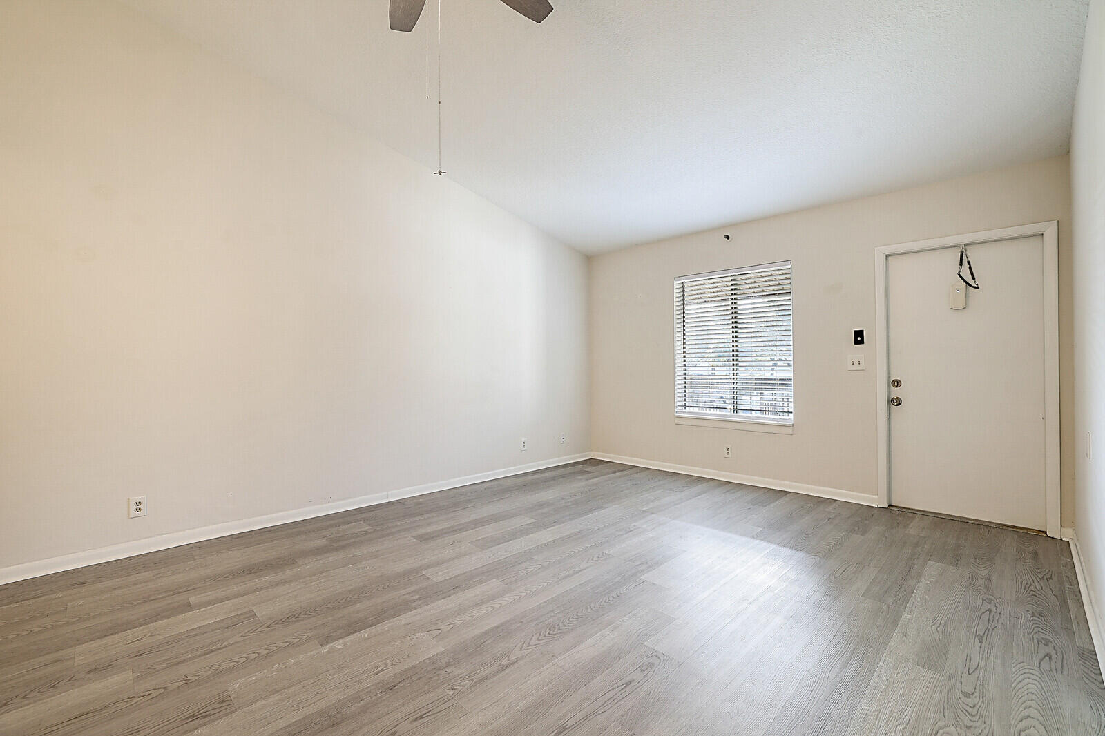 CHASEWOOD OF JUPITER CONDO - Residential Lease