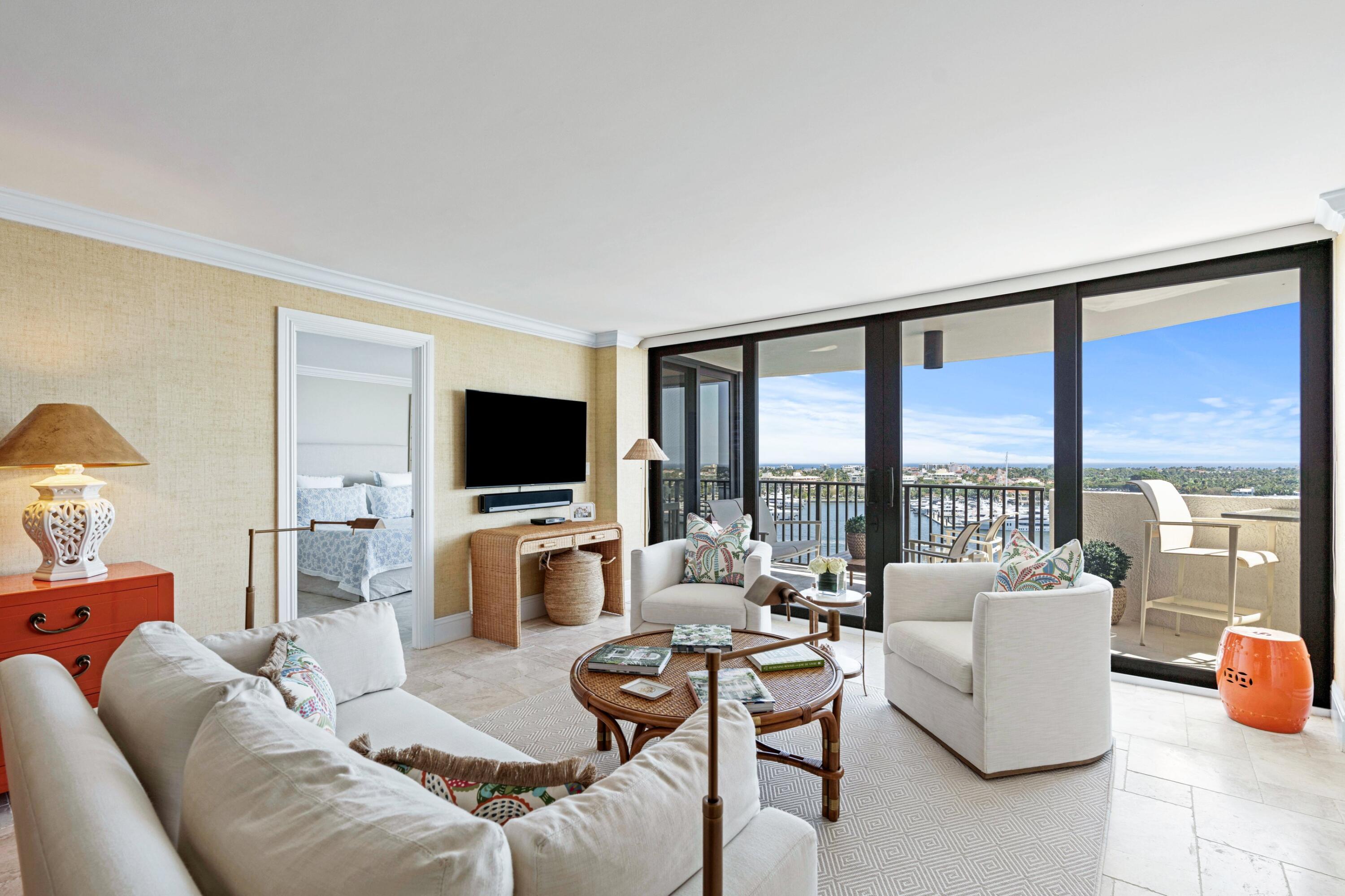 Trianon Condo - Residential