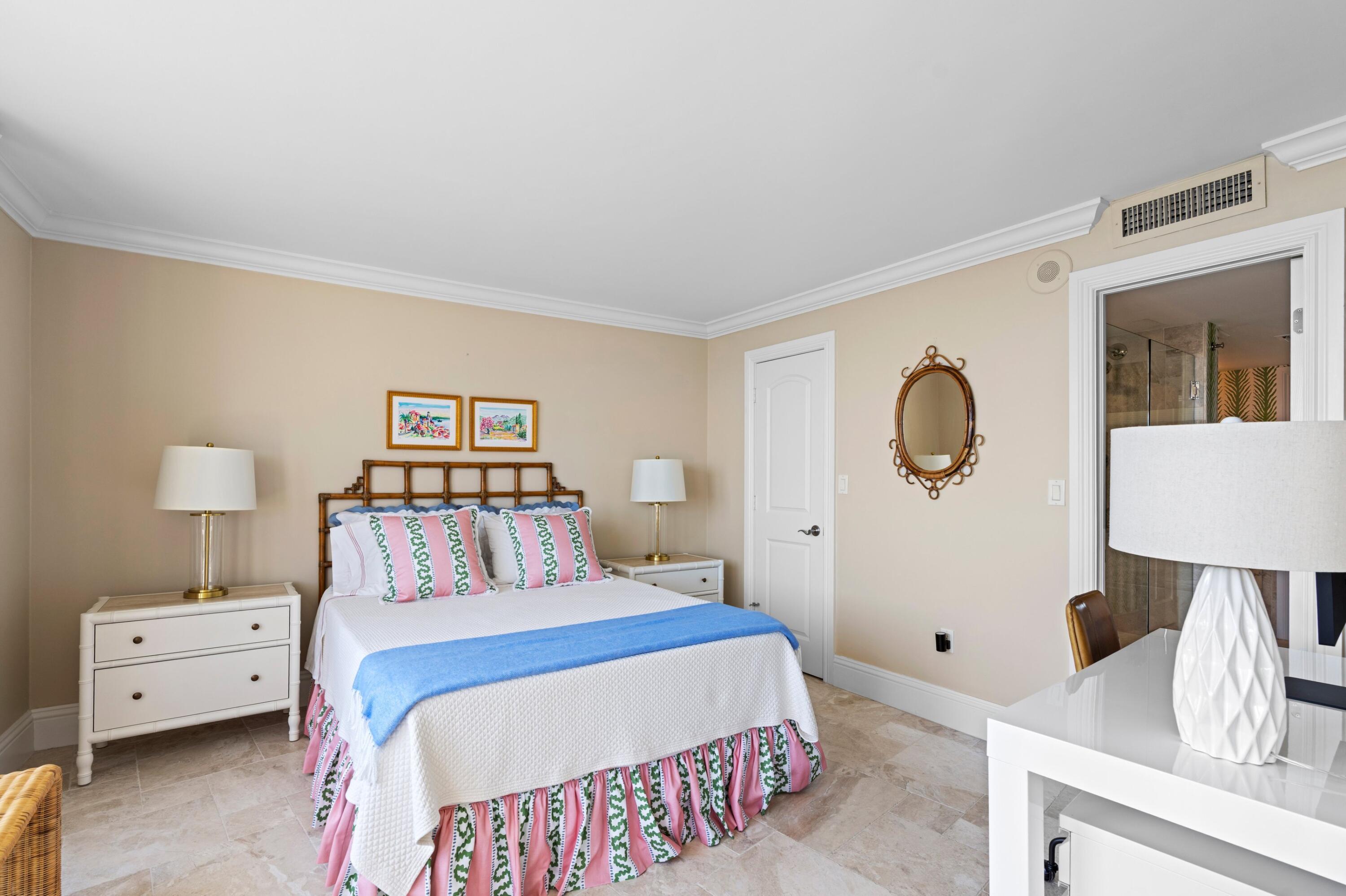 Trianon Condo - Residential