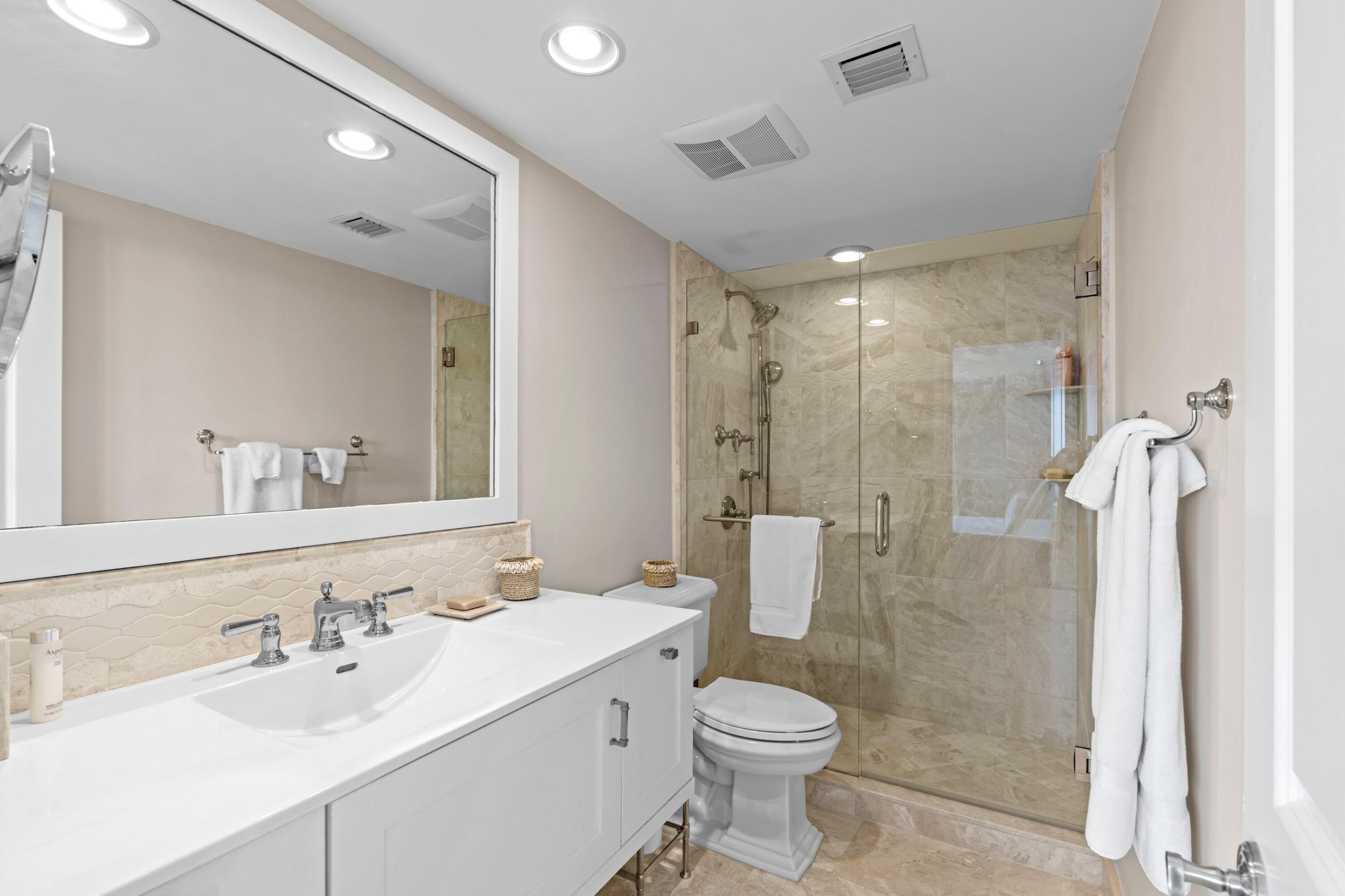 Trianon Condo - Residential