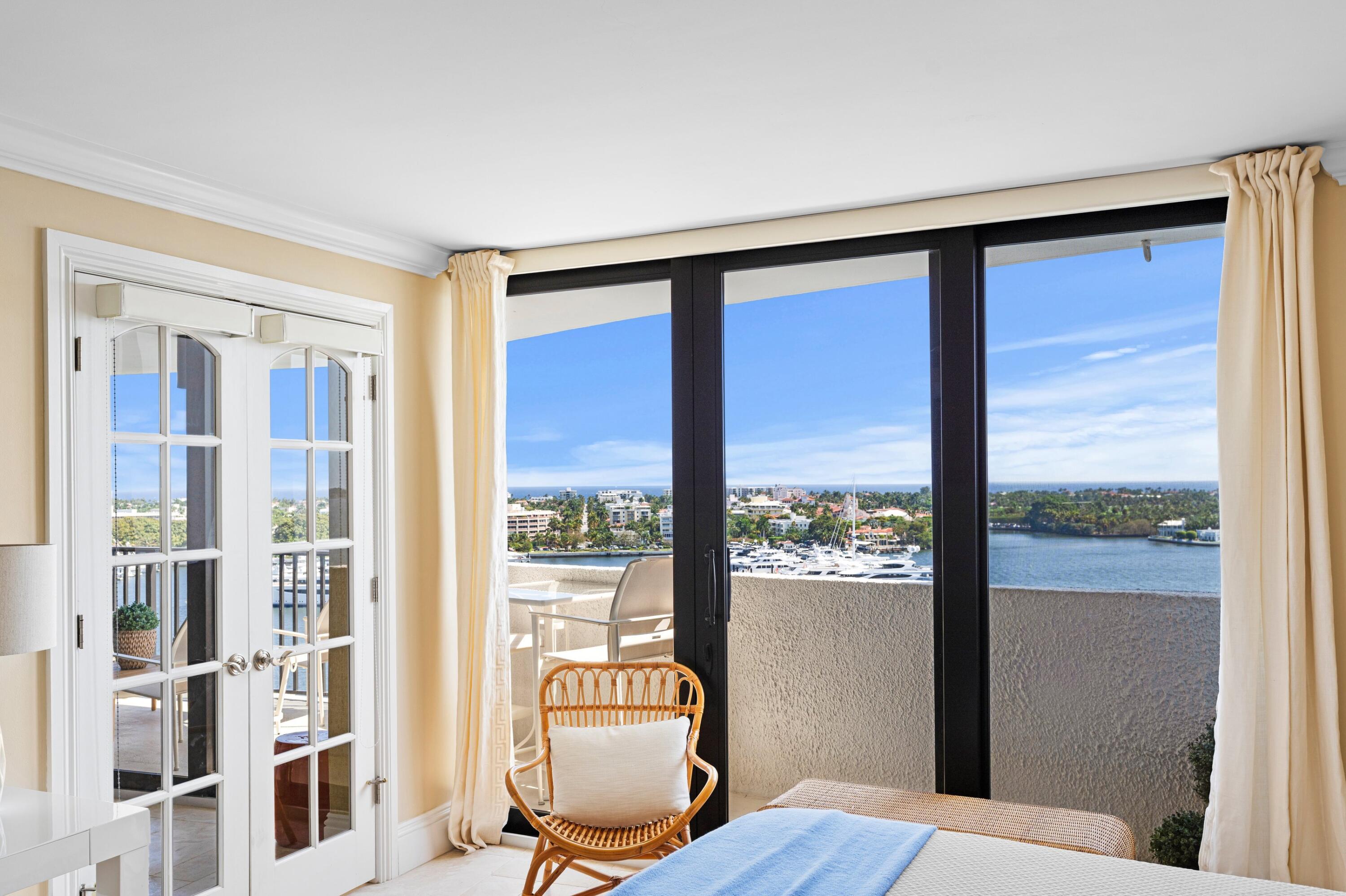 Trianon Condo - Residential