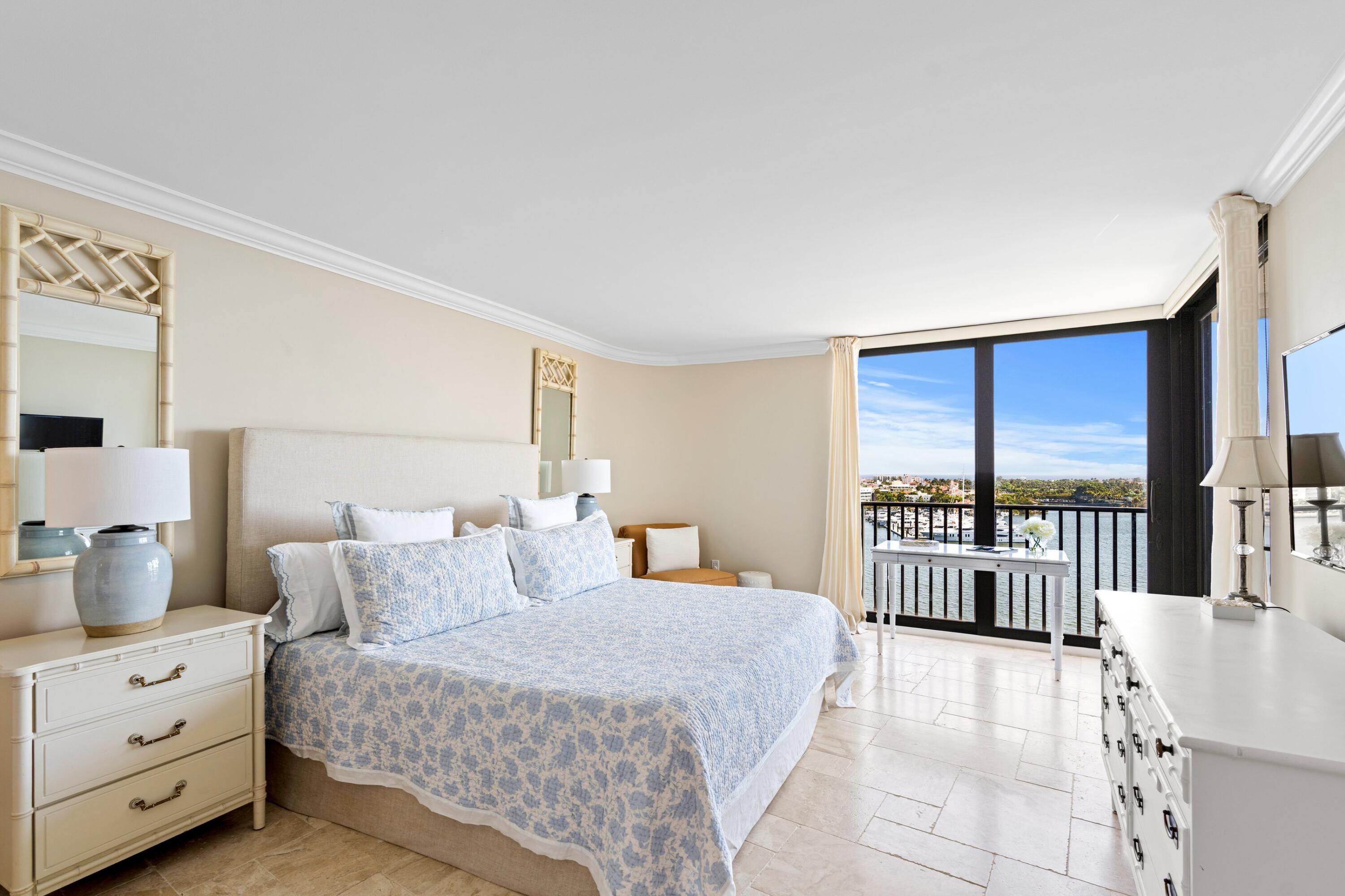 Trianon Condo - Residential