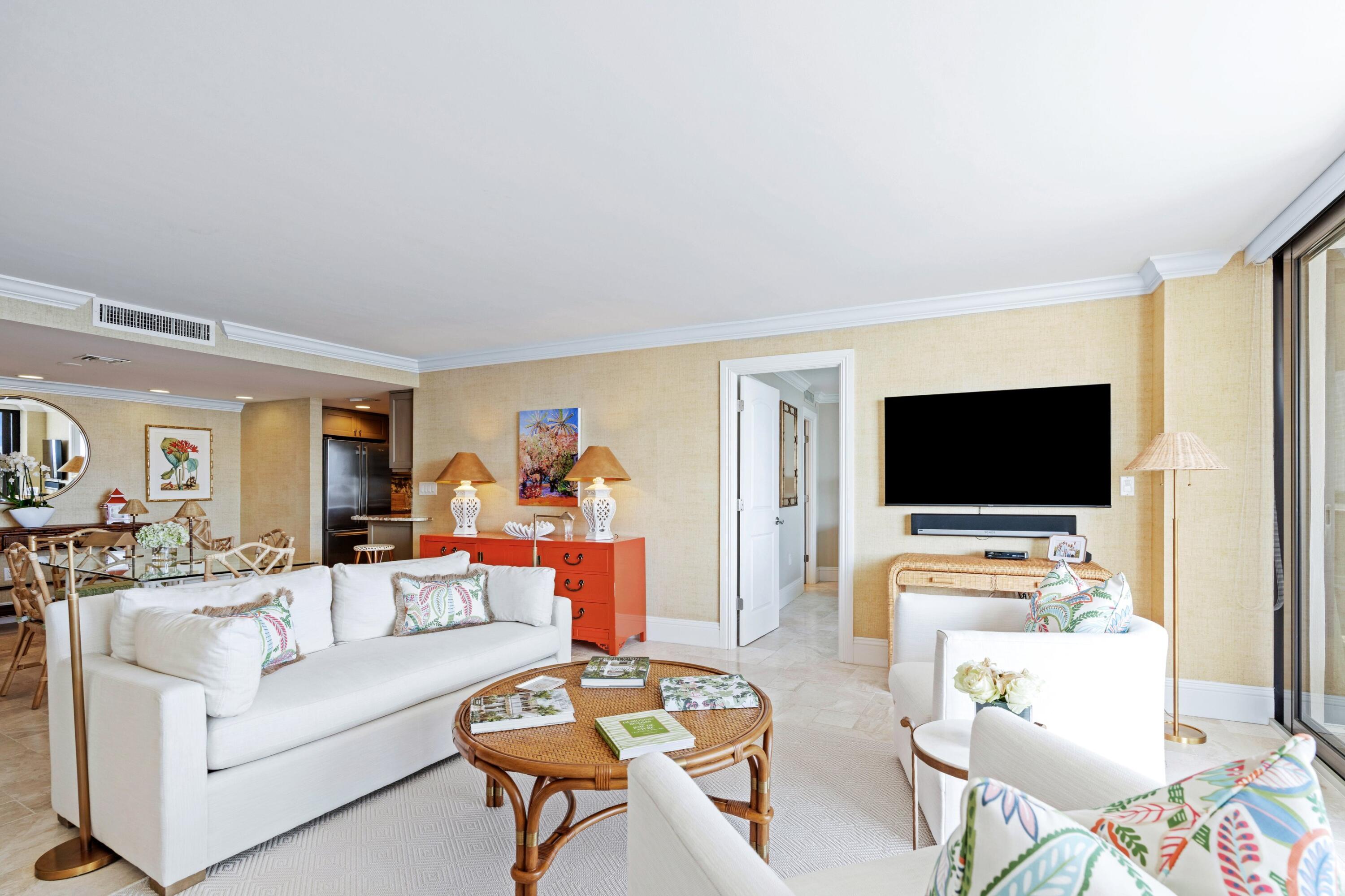 Trianon Condo - Residential