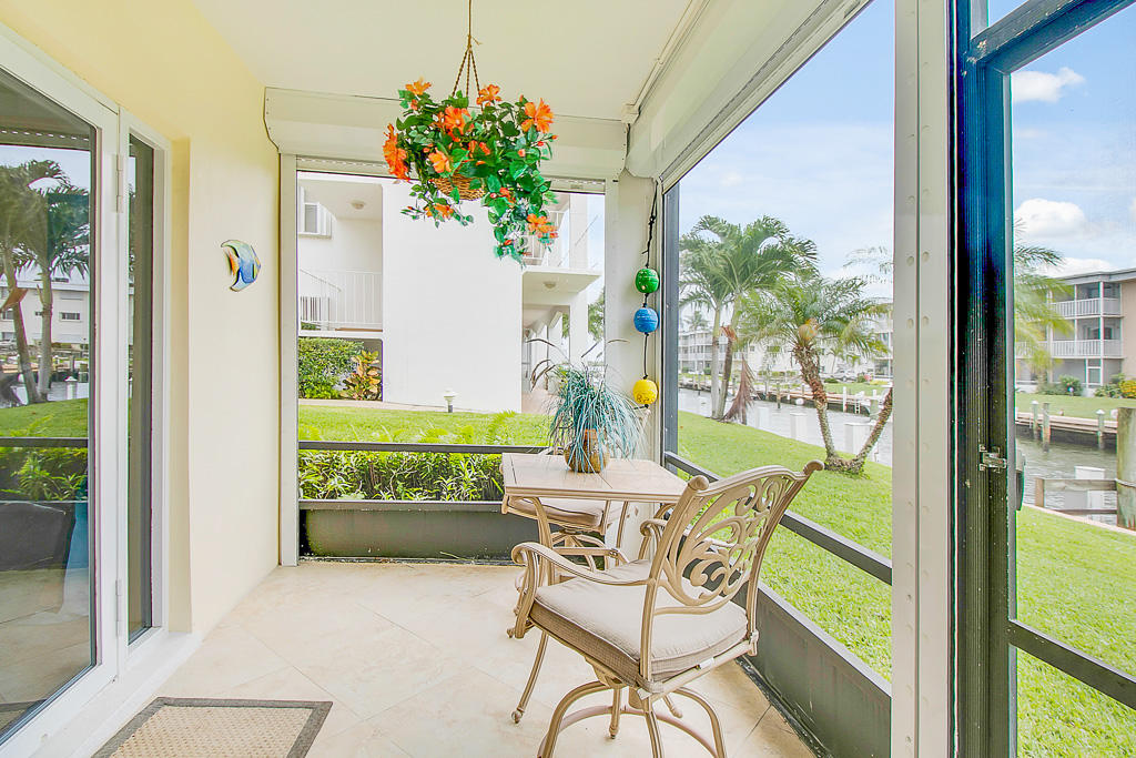 HAMPTON HOUSE CONDO - Residential