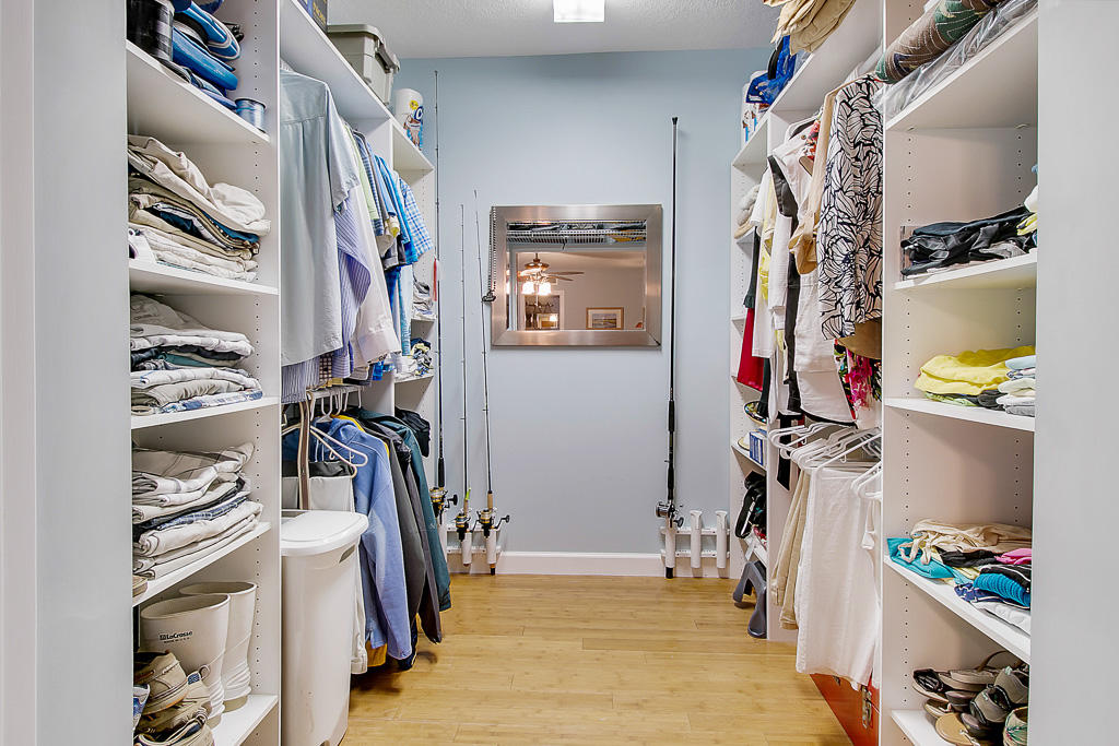 HAMPTON HOUSE CONDO - Residential