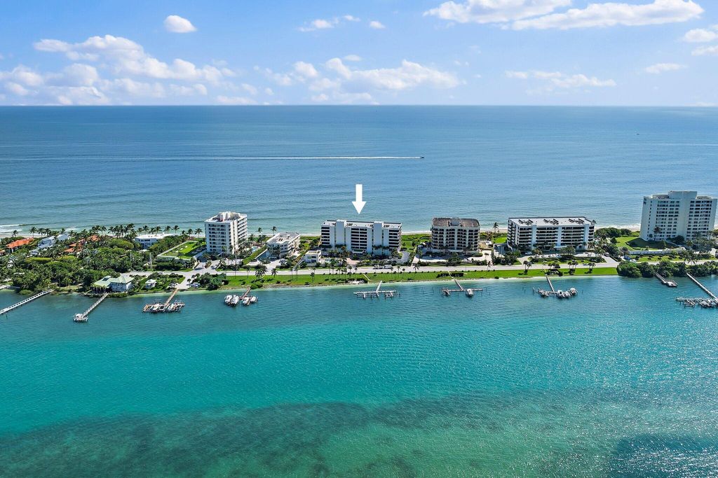 Photo of 19900 Beach Road #603, Jupiter, FL 33469 (MLS # R11031145)