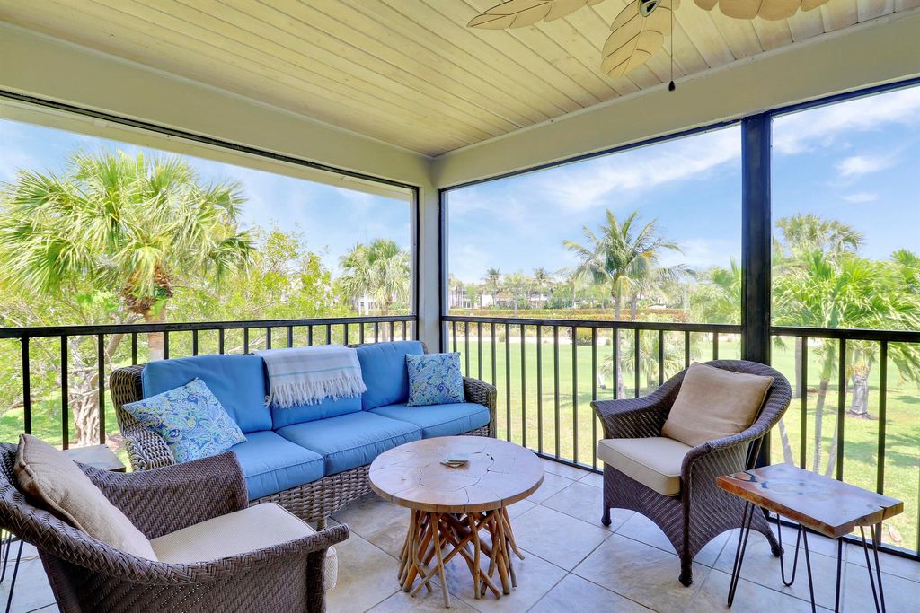 Photo of 304 Clubhouse Circle, Jupiter, FL 33477 (MLS # R11080822)