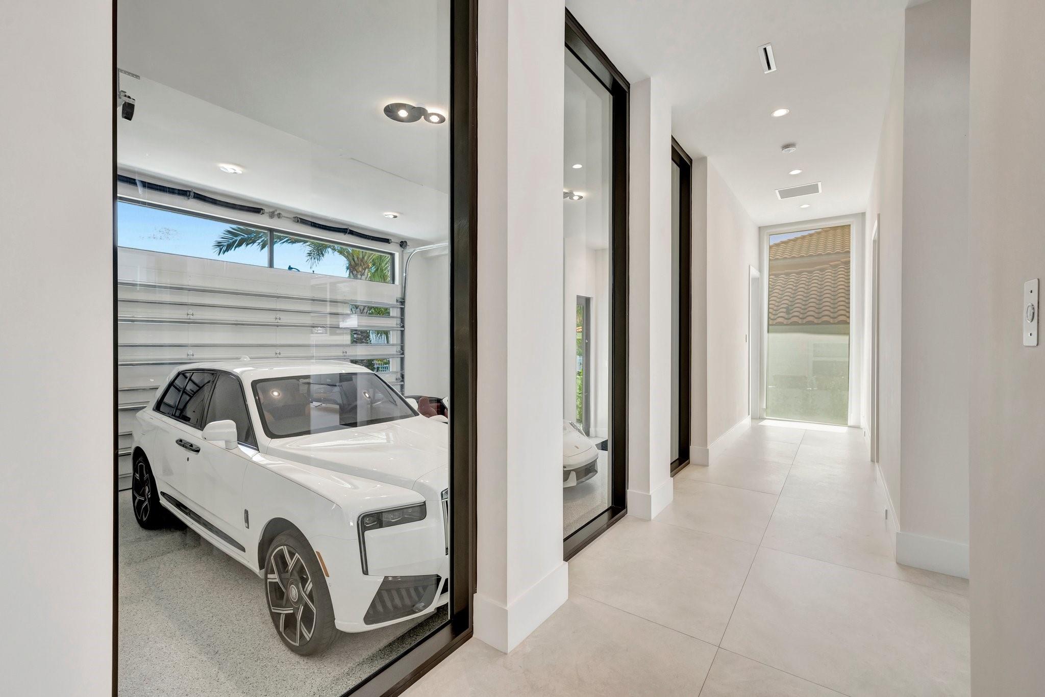 Las Olas - Residential