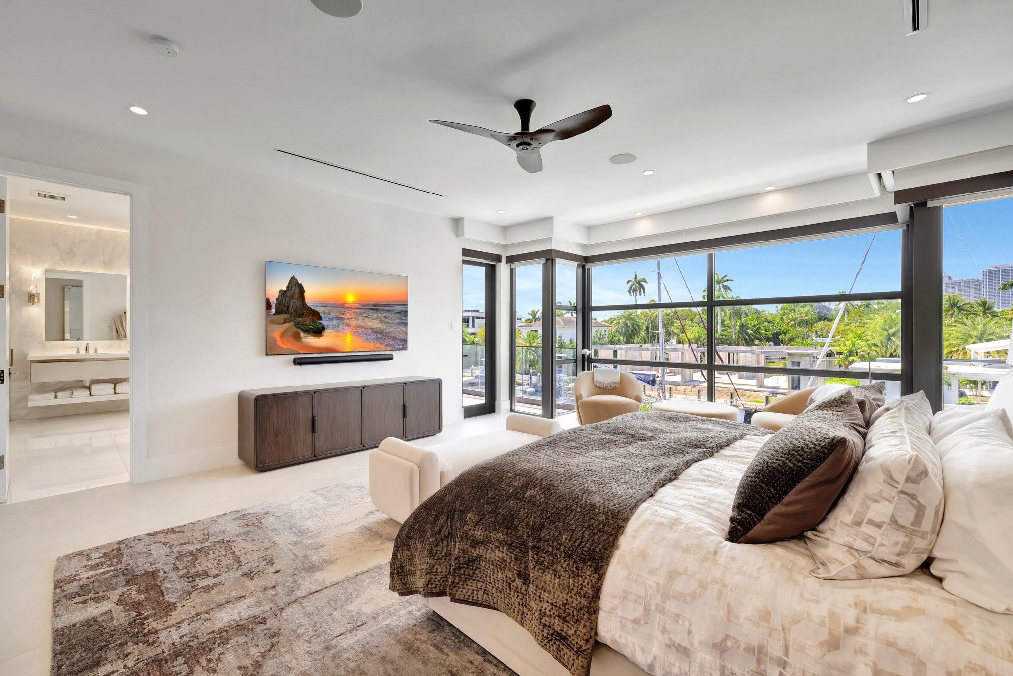 Las Olas - Residential