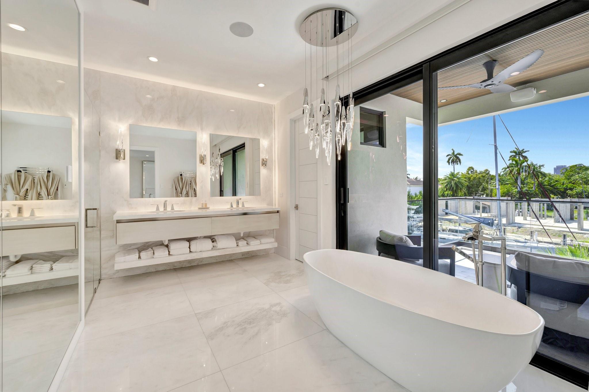 Las Olas - Residential