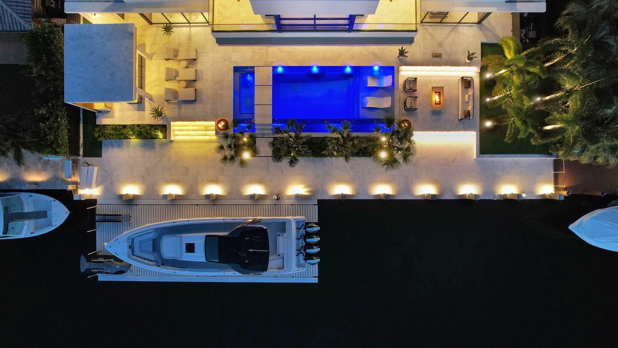 Las Olas - Residential