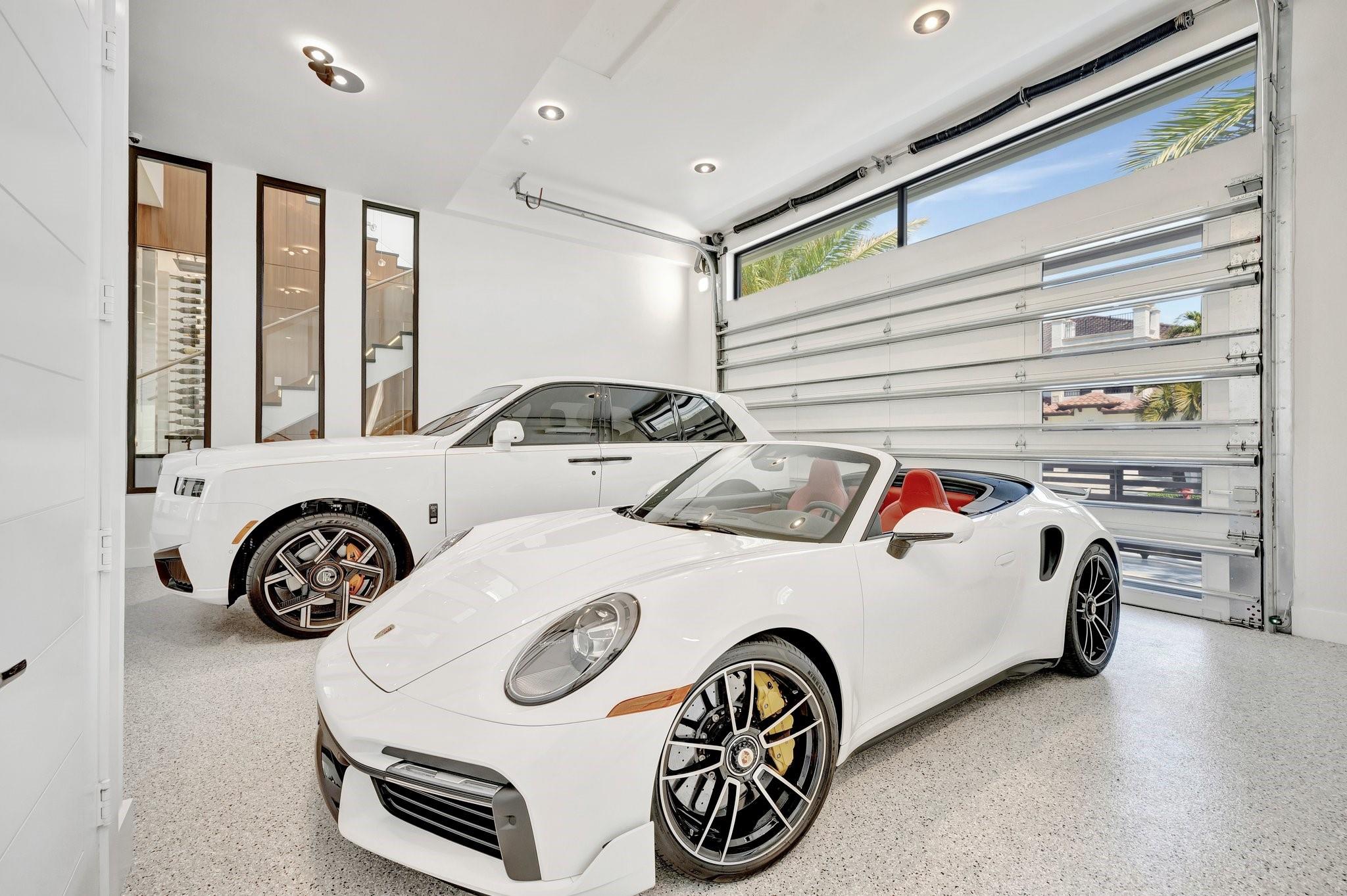 Las Olas - Residential