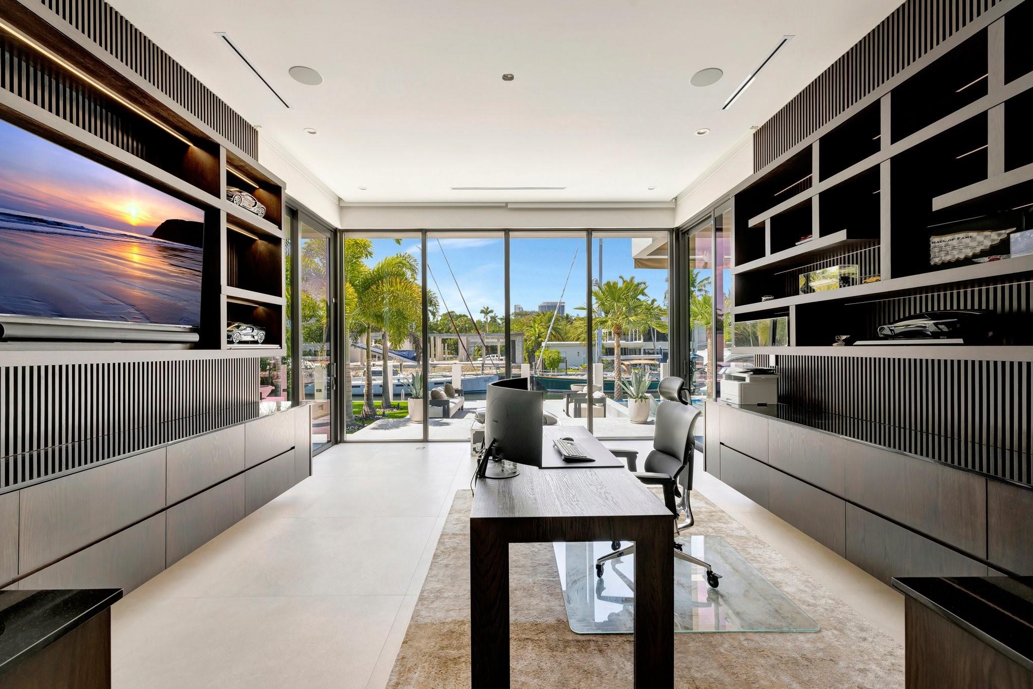 Las Olas - Residential