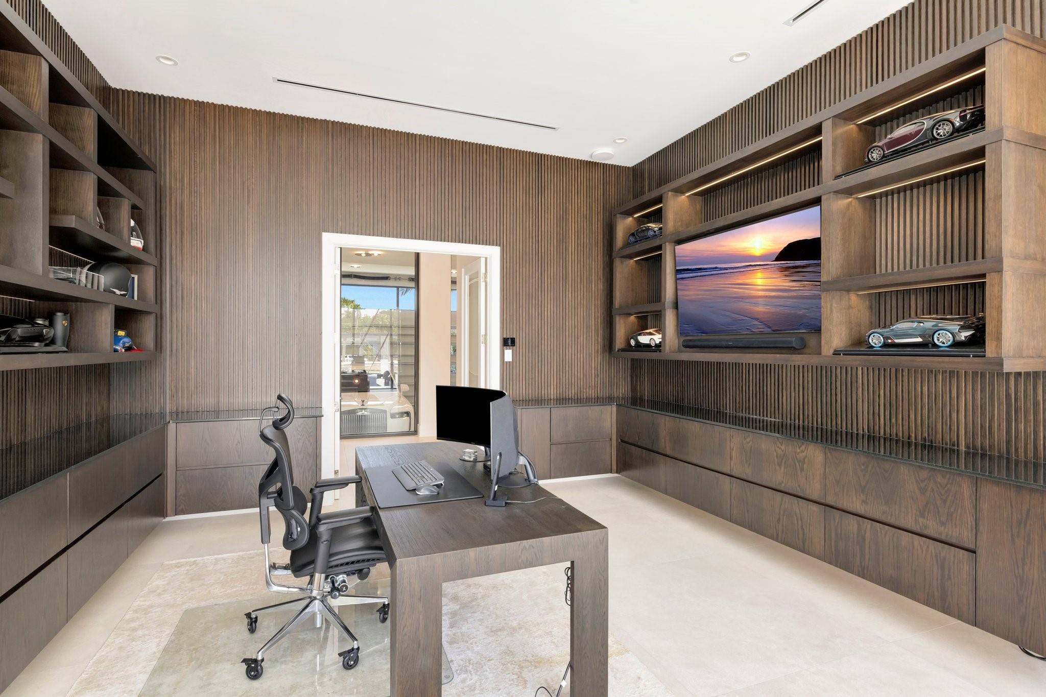 Las Olas - Residential