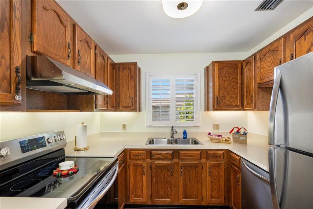 Photo of 29 Lake Vista Trail #202, Port Saint Lucie, FL 34952 (MLS # R10946802)