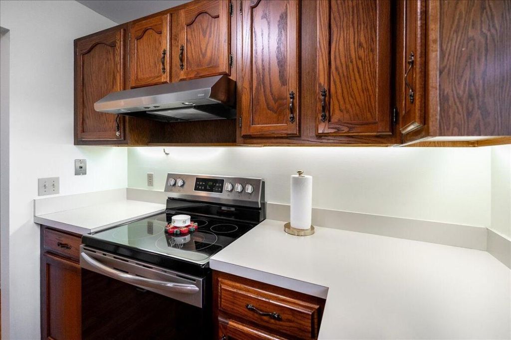 Photo of 29 Lake Vista Trail #202, Port Saint Lucie, FL 34952 (MLS # R10946802)