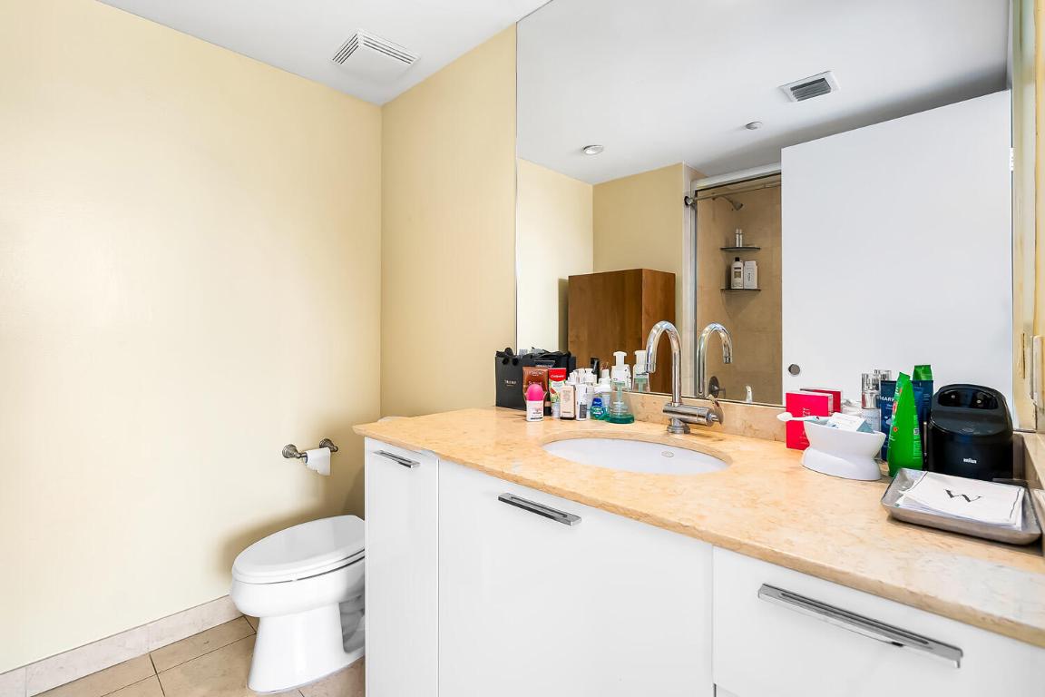 OCEAN THREE - Residential