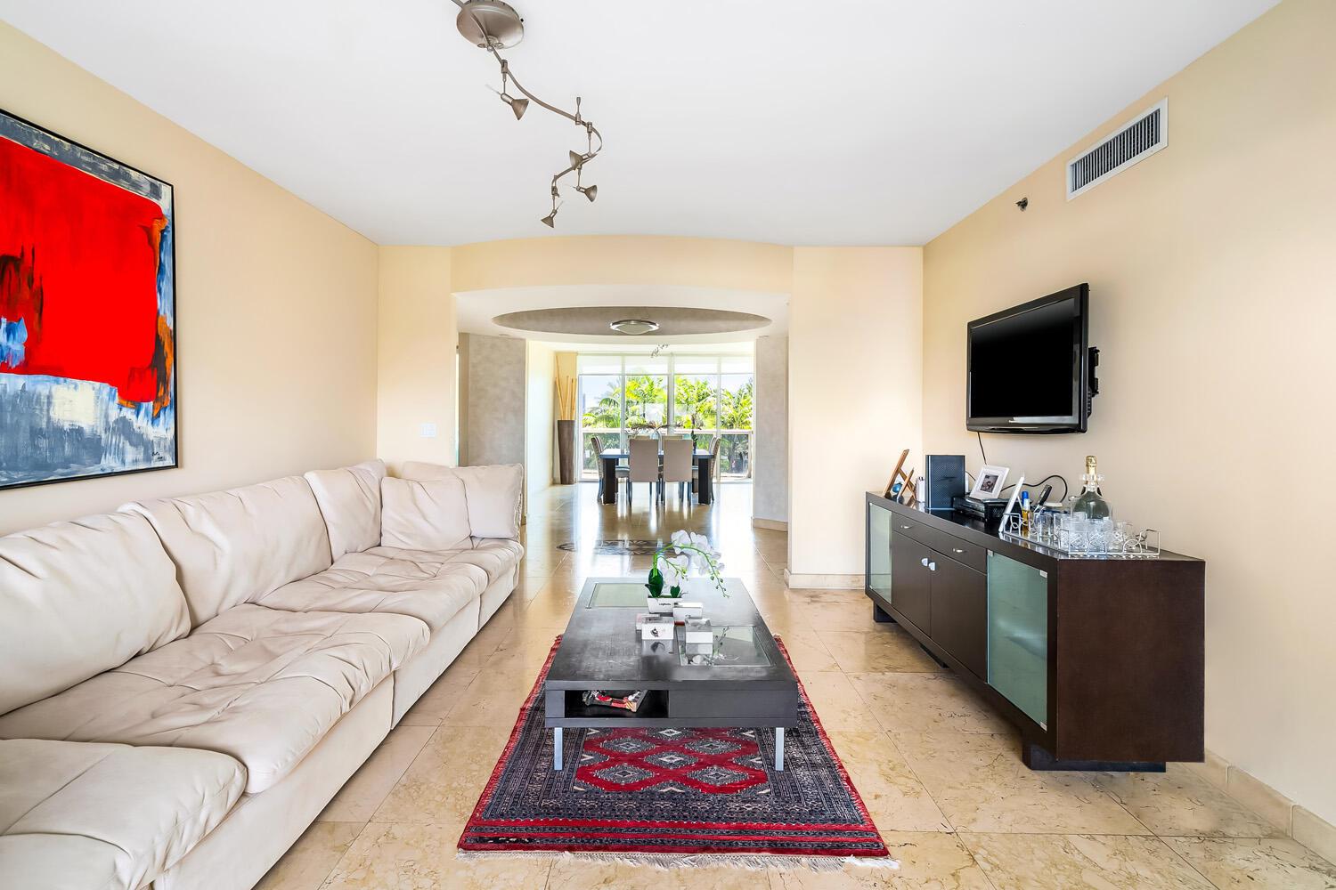 OCEAN THREE - Residential