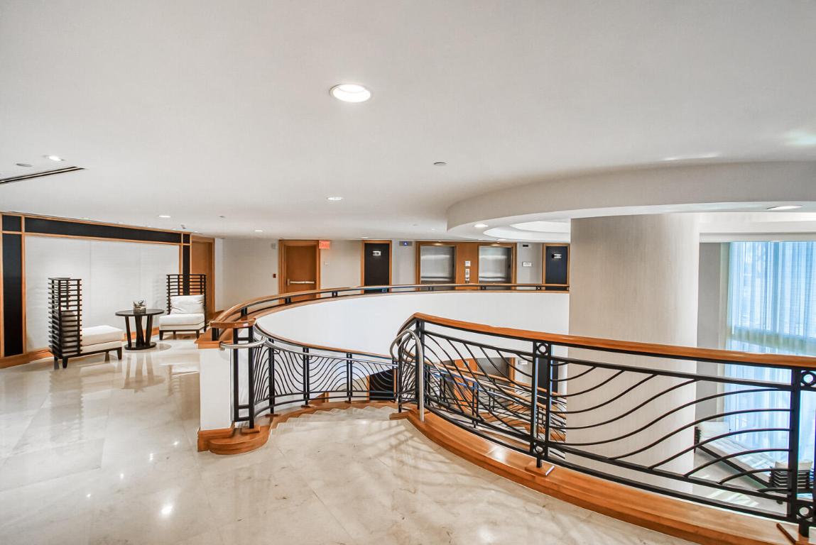 OCEAN THREE - Residential