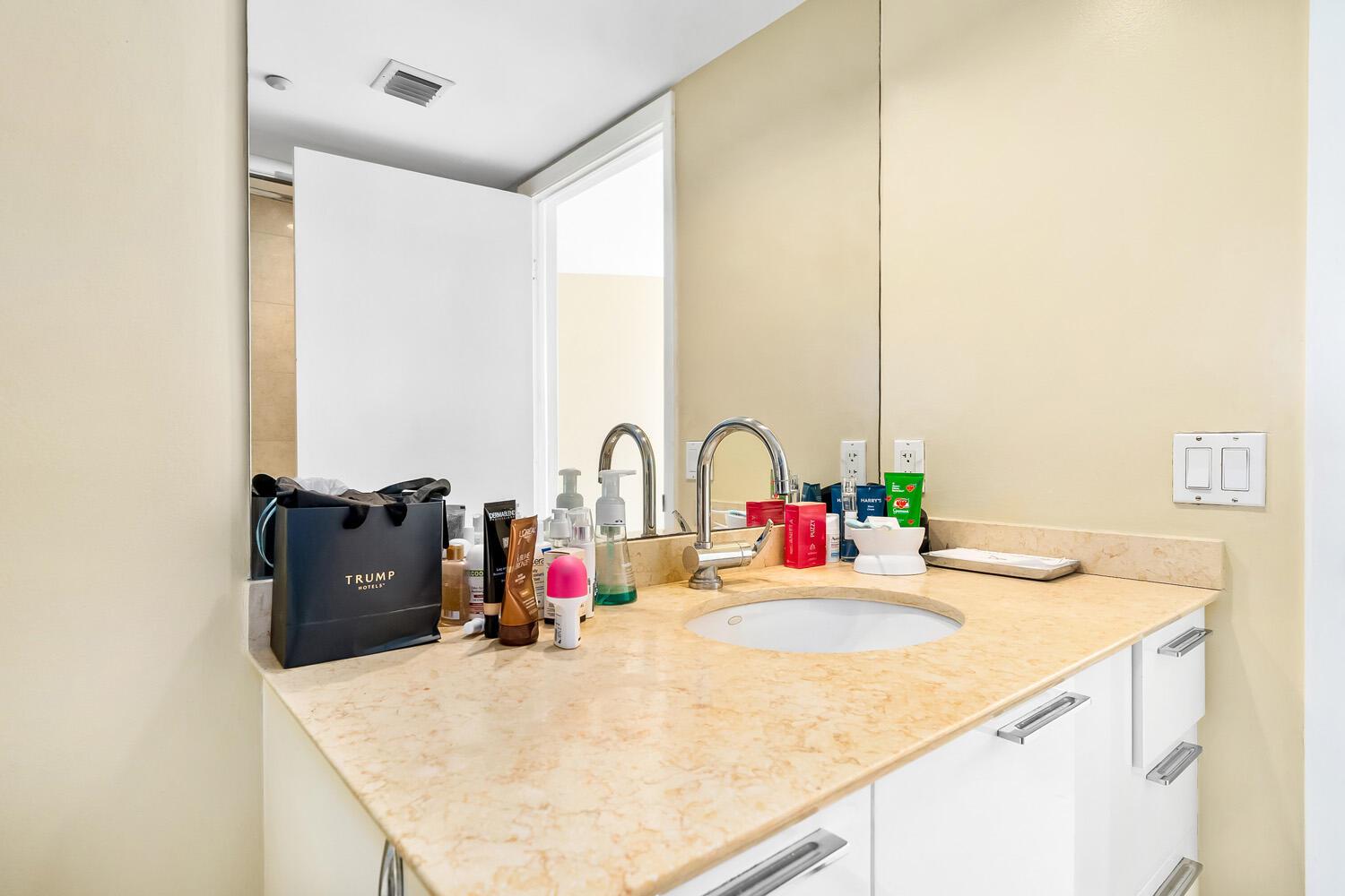 OCEAN THREE - Residential