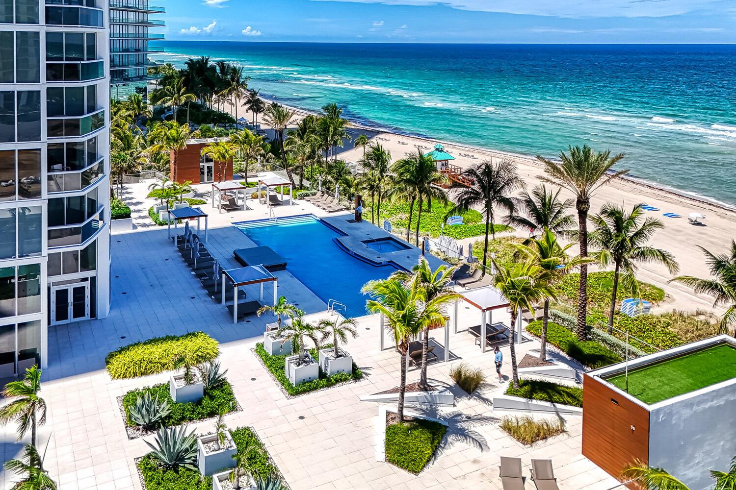 OCEAN THREE - Residential