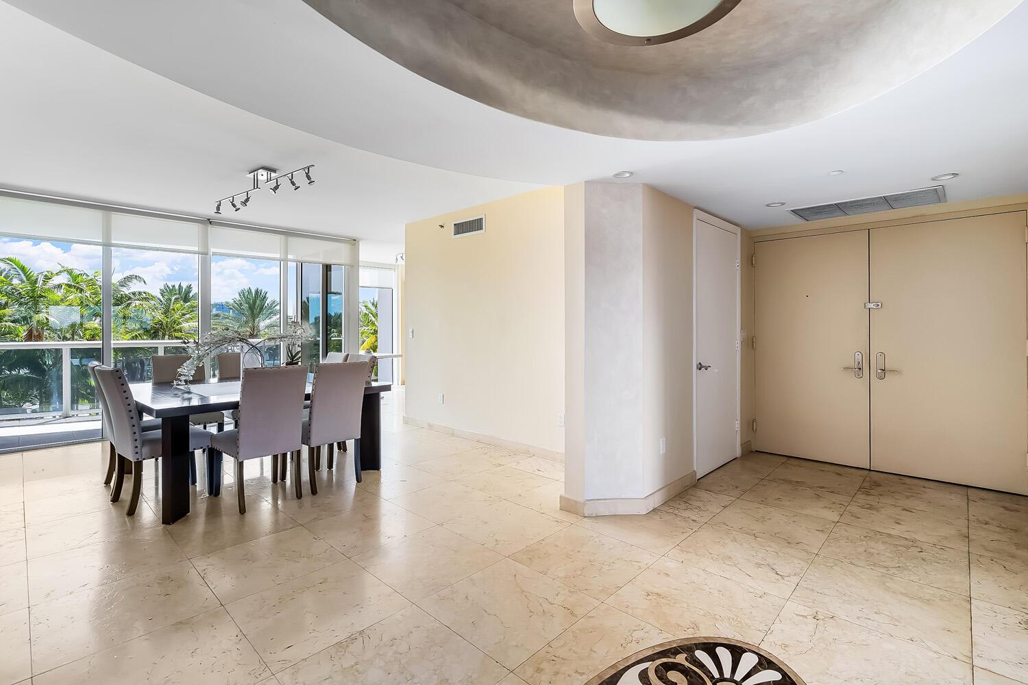 OCEAN THREE - Residential