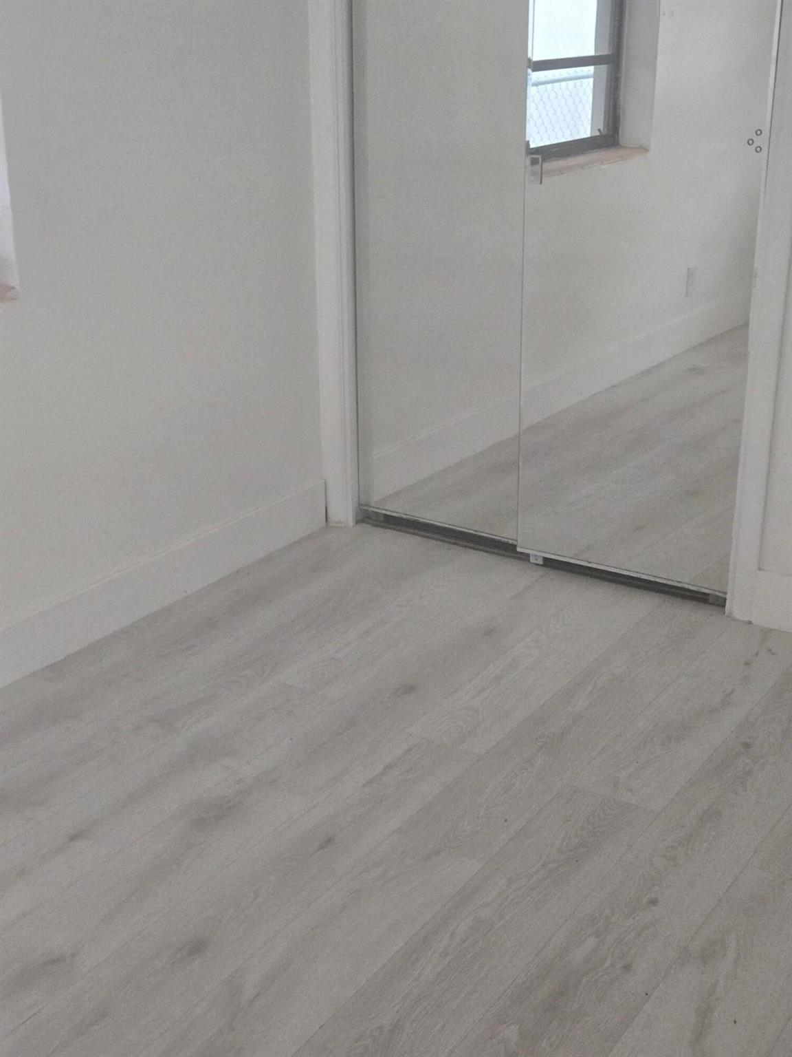 LAKE WORTH TOWN OF - Residential Lease