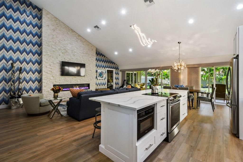 Photo of 116 Cape Pointe Circle, Jupiter, FL 33477 (MLS # R10876137)