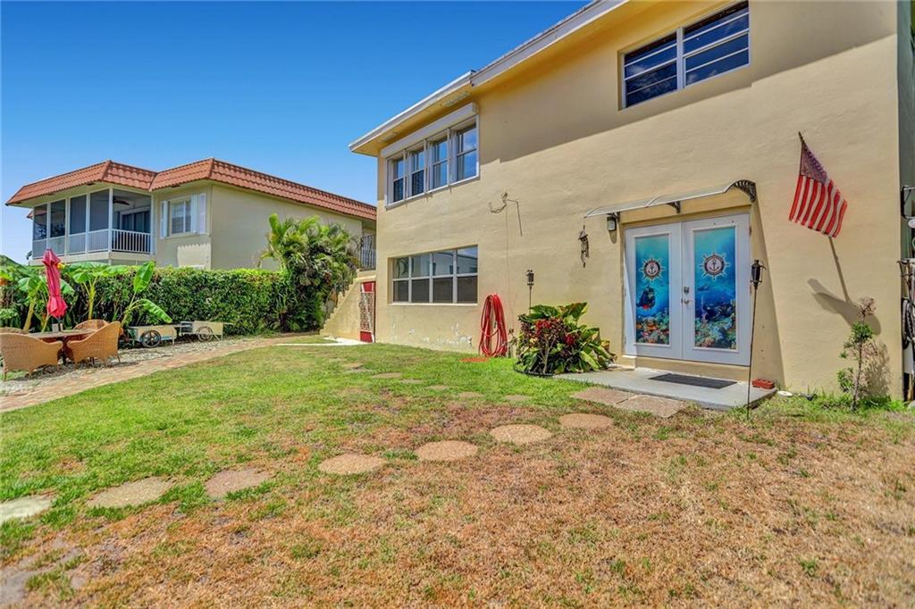 SANTA BARBARA SHORES - Residential Income