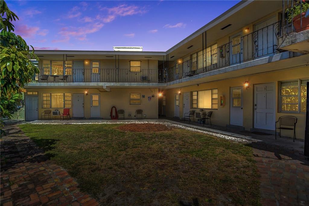 SANTA BARBARA SHORES - Residential Income