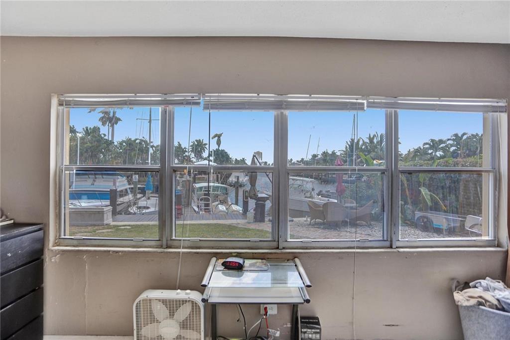 SANTA BARBARA SHORES - Residential Income