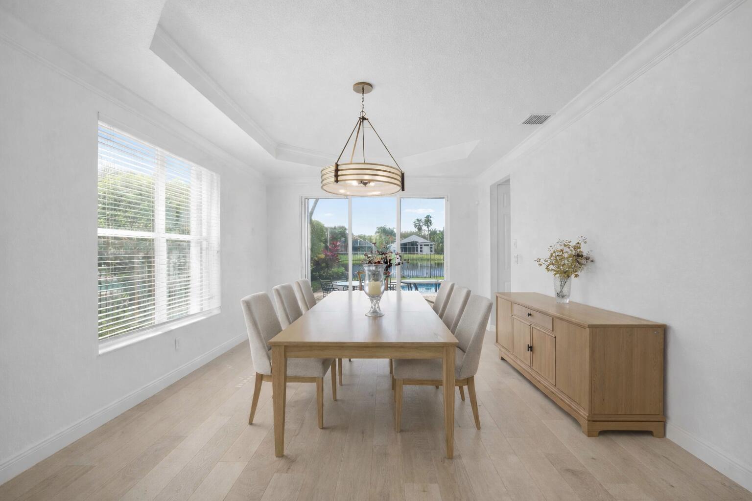 SATURNIA - Residential