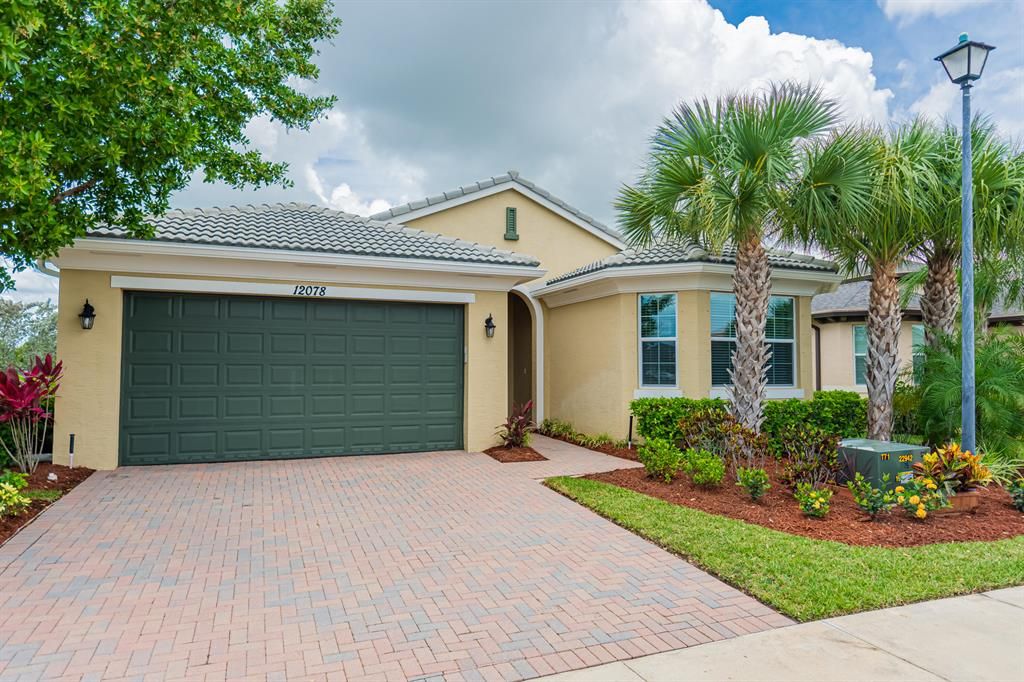 Photo of 12078 SW Bennington Circle, Port Saint Lucie, FL 34987 (MLS # R10824869)