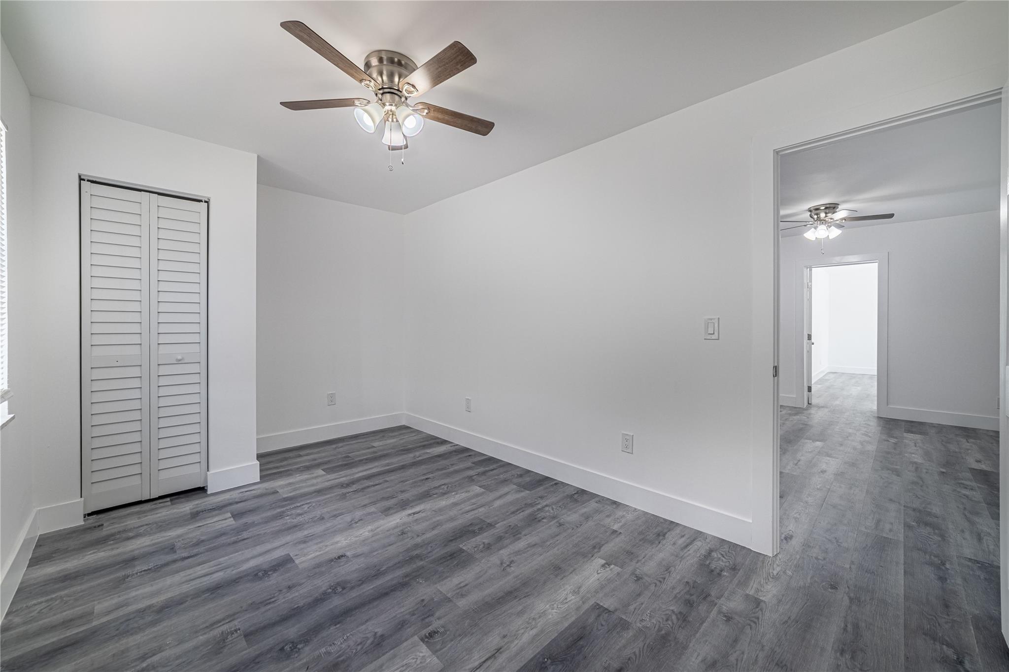 Commonwealth Manor 75-29 - Residential