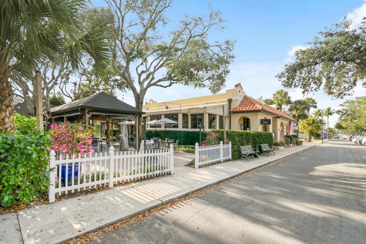 NORTH HOBE SOUND SHORES - Residential