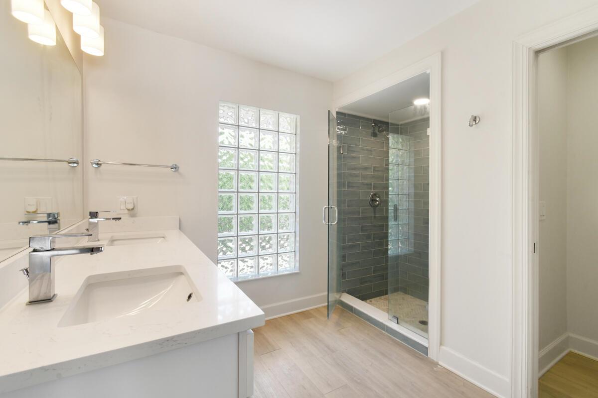 NORTH HOBE SOUND SHORES - Residential